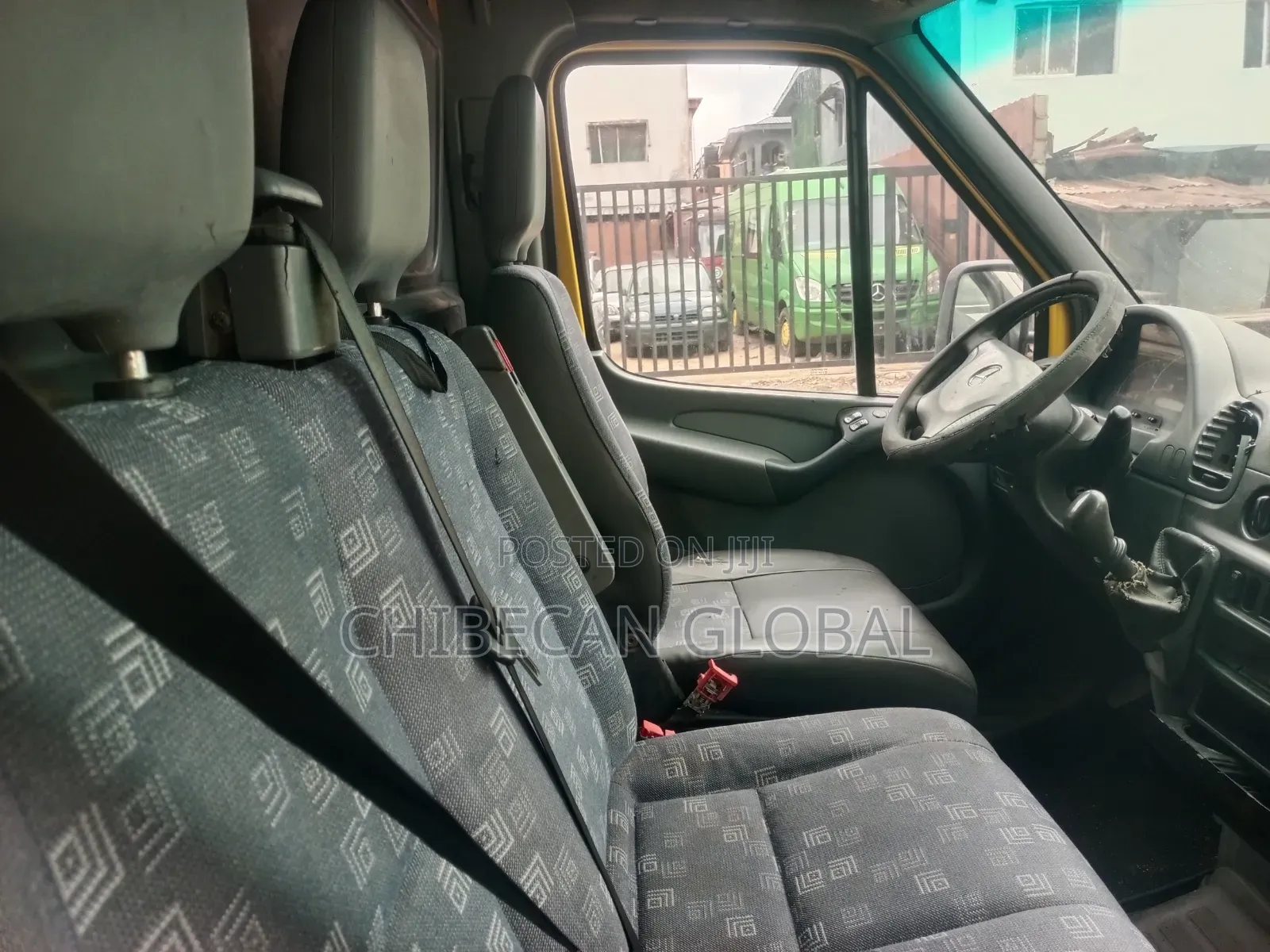 Mercedes-Benz Sprinter 2005 White