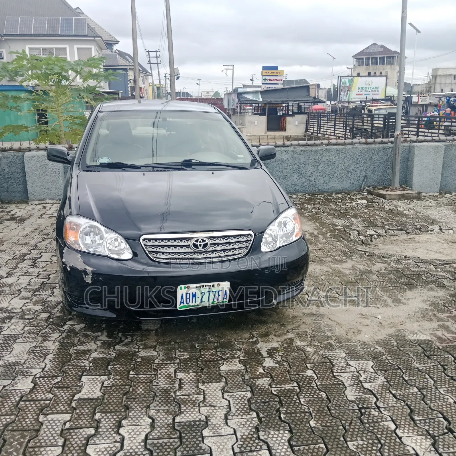 Toyota HiAce 2004 Black