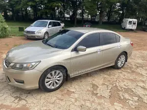 Honda Accord 2013 Gold