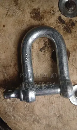 Galvanized Steel Bow Shackles