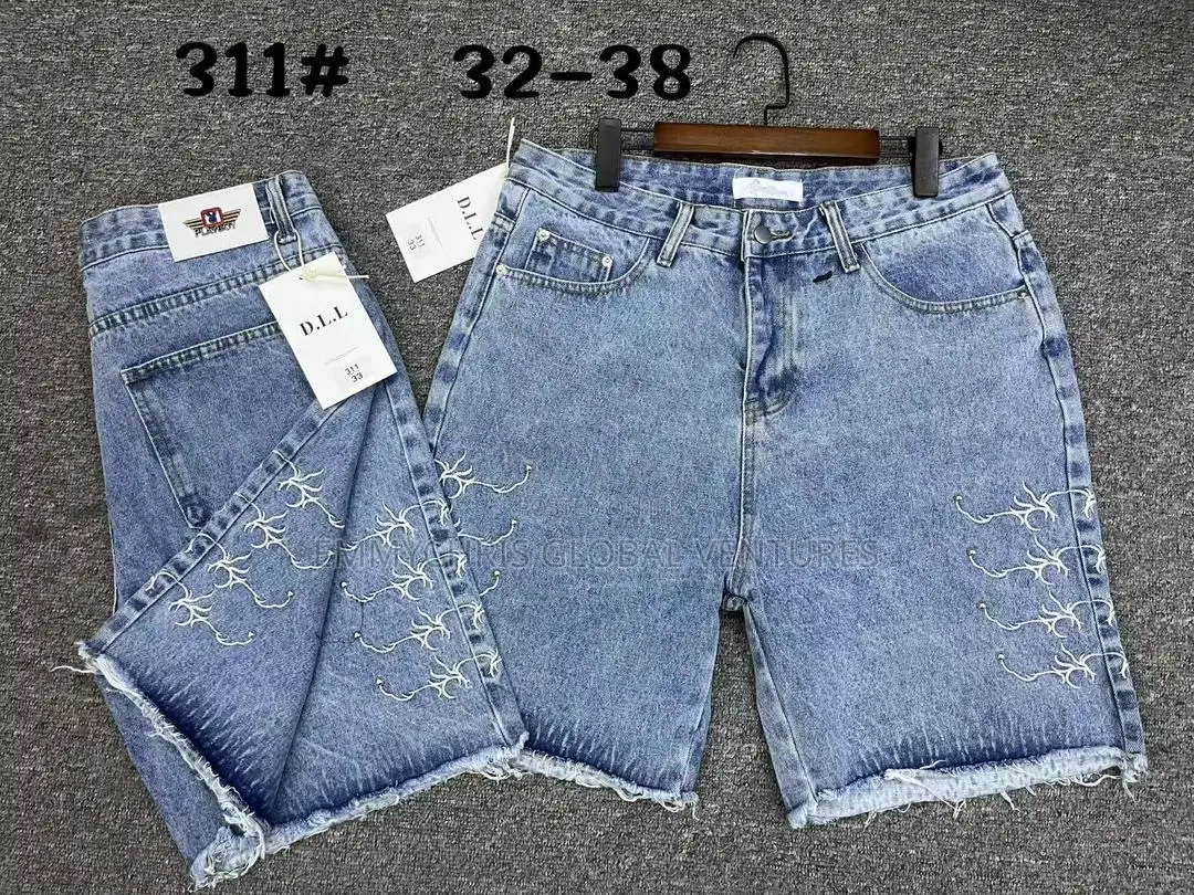 Short Jeans
