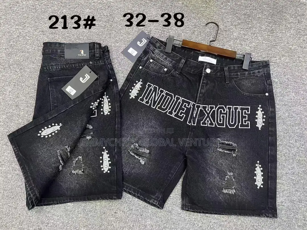 Short Jeans