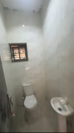 1bdrm Apartment in Shomolu for rent