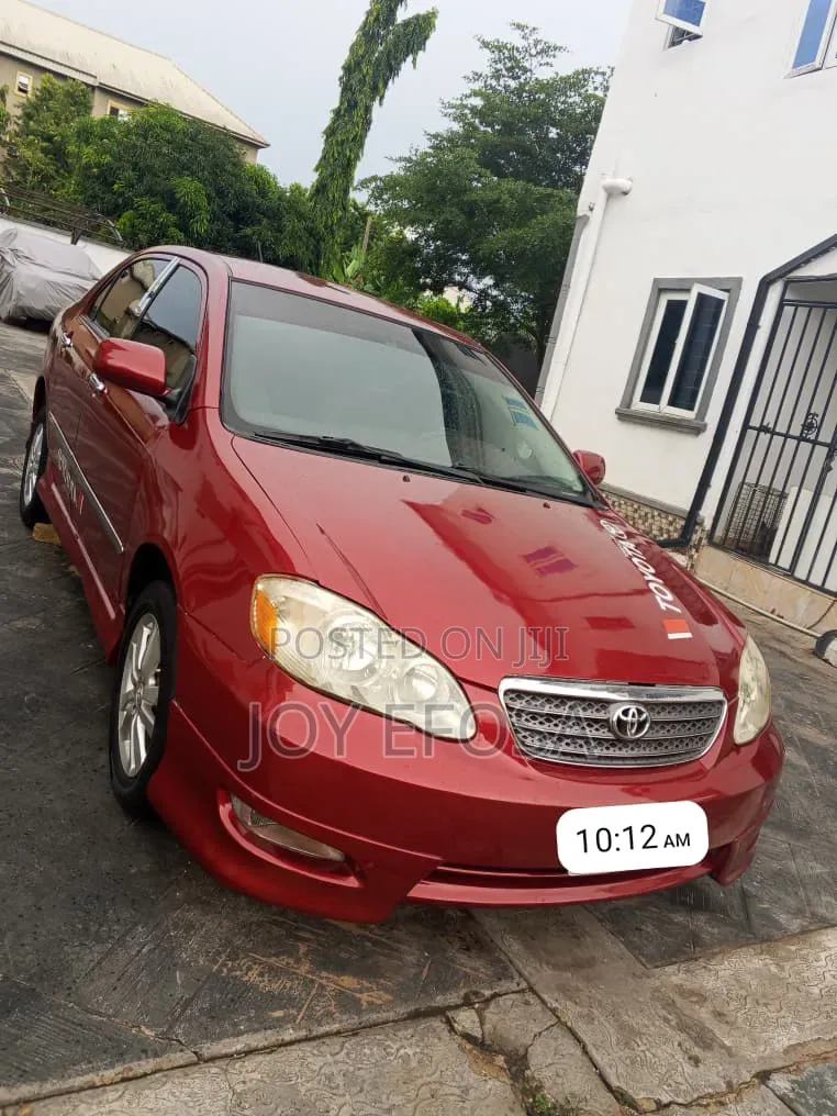 Toyota Corolla 2004 Red