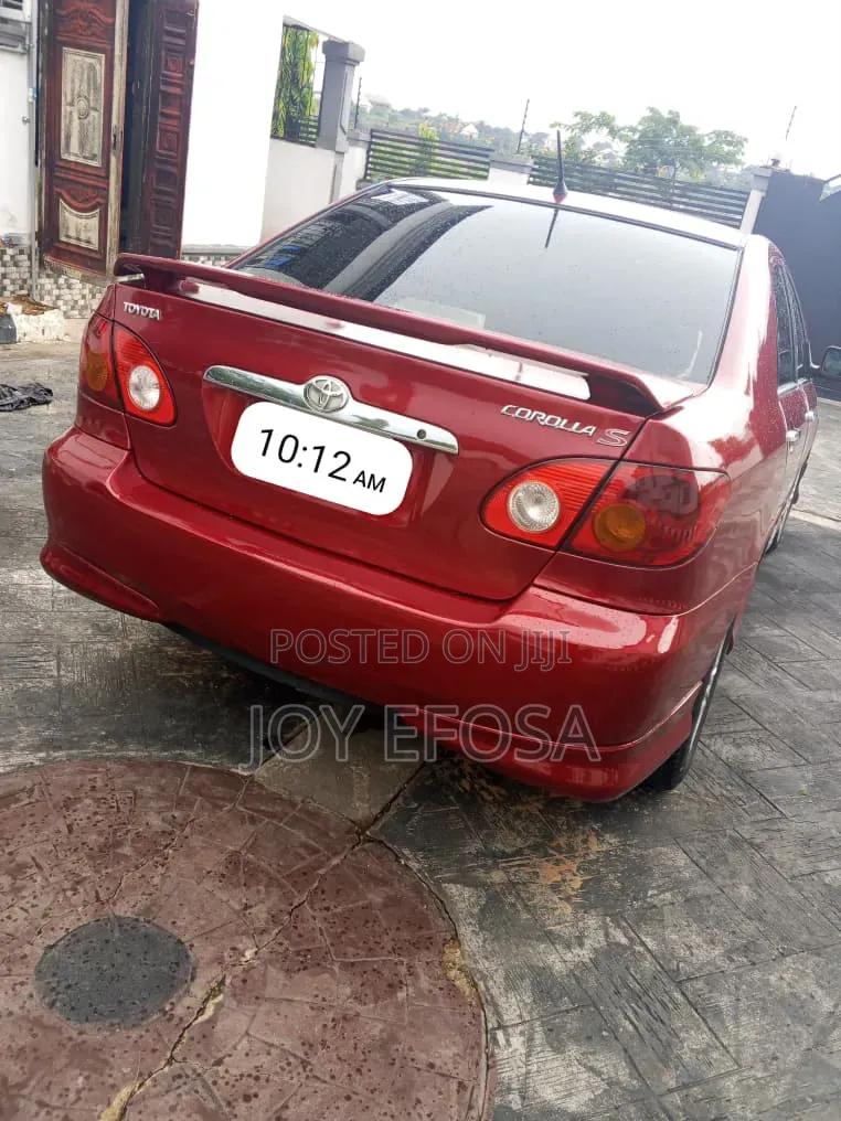 Toyota Corolla 2004 Red
