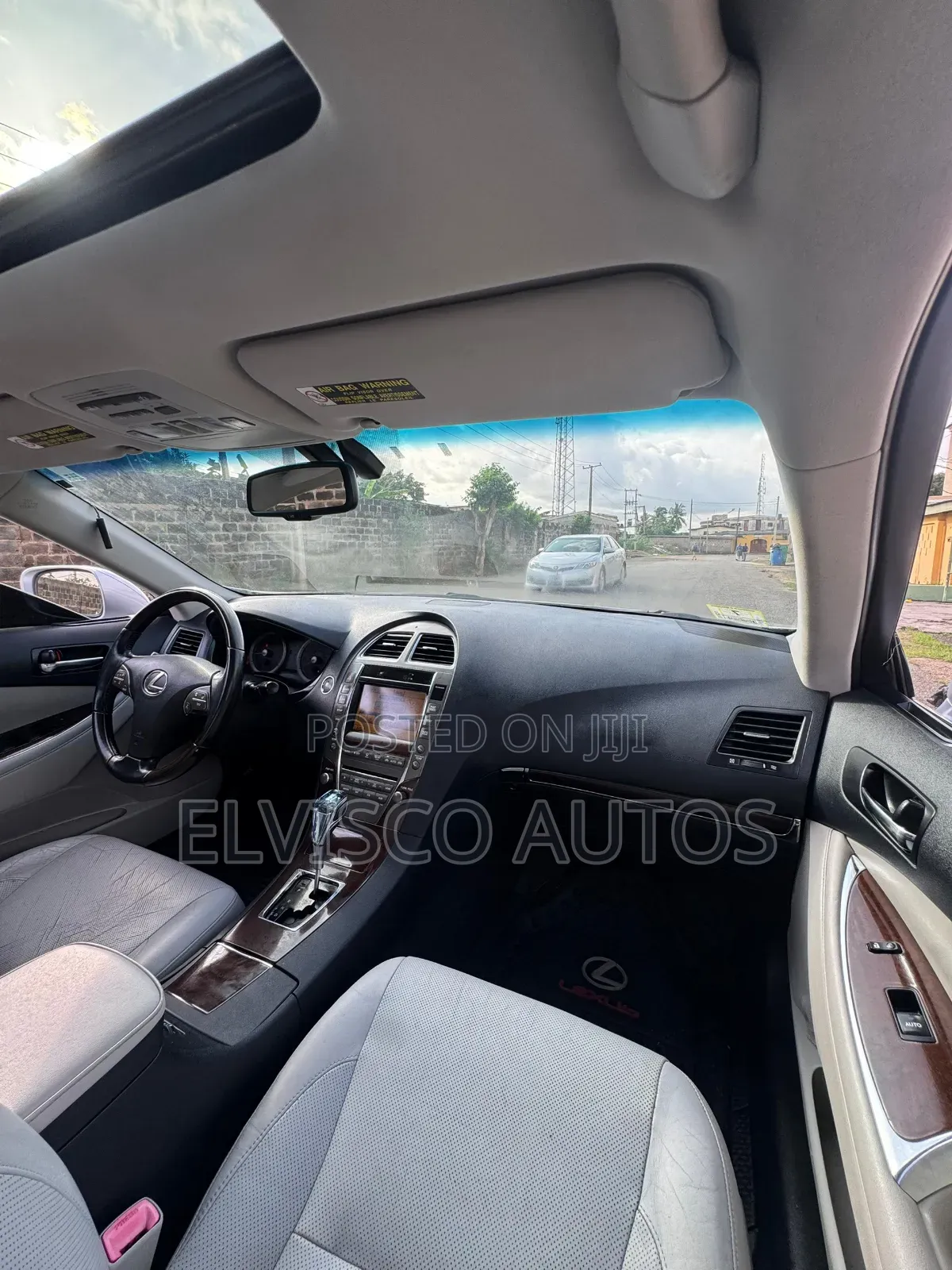 Lexus ES 2012 Silver