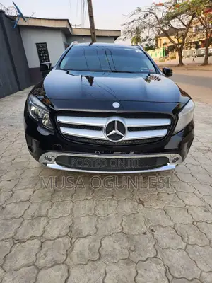 Mercedes-Benz GLA 250 2017 Black