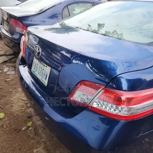 Toyota Camry Base 4dr Sedan (2.4L 4cyl 5M) 2009 Blue
