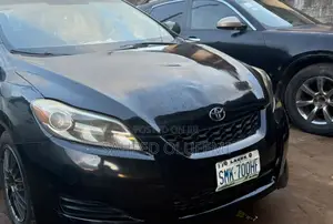 Toyota Matrix S Hatchback FWD (2.4L 4cyl 5A) 2010 Black