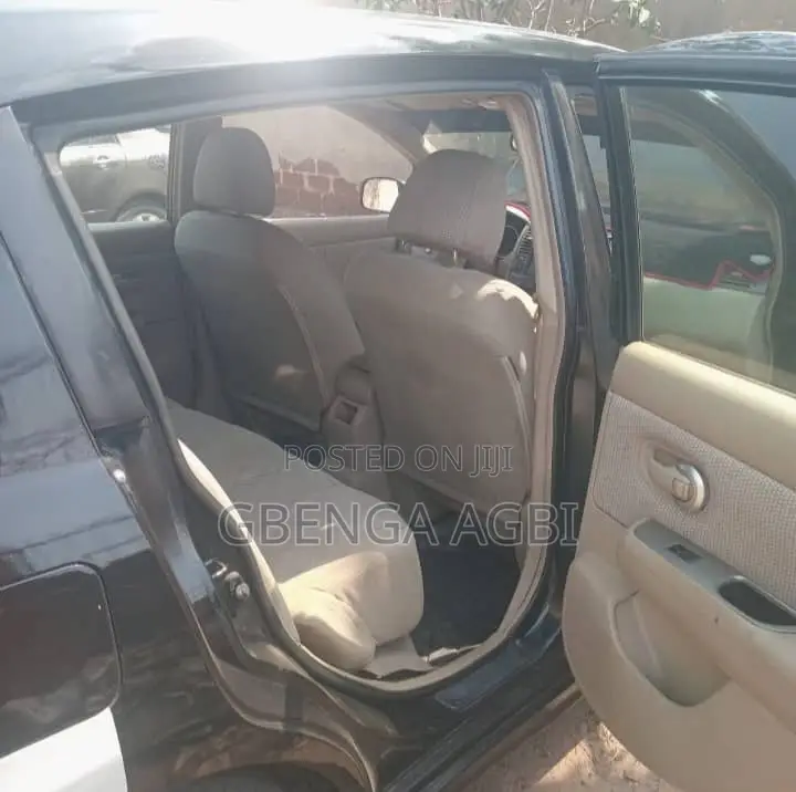 Nissan Versa 2008 Black