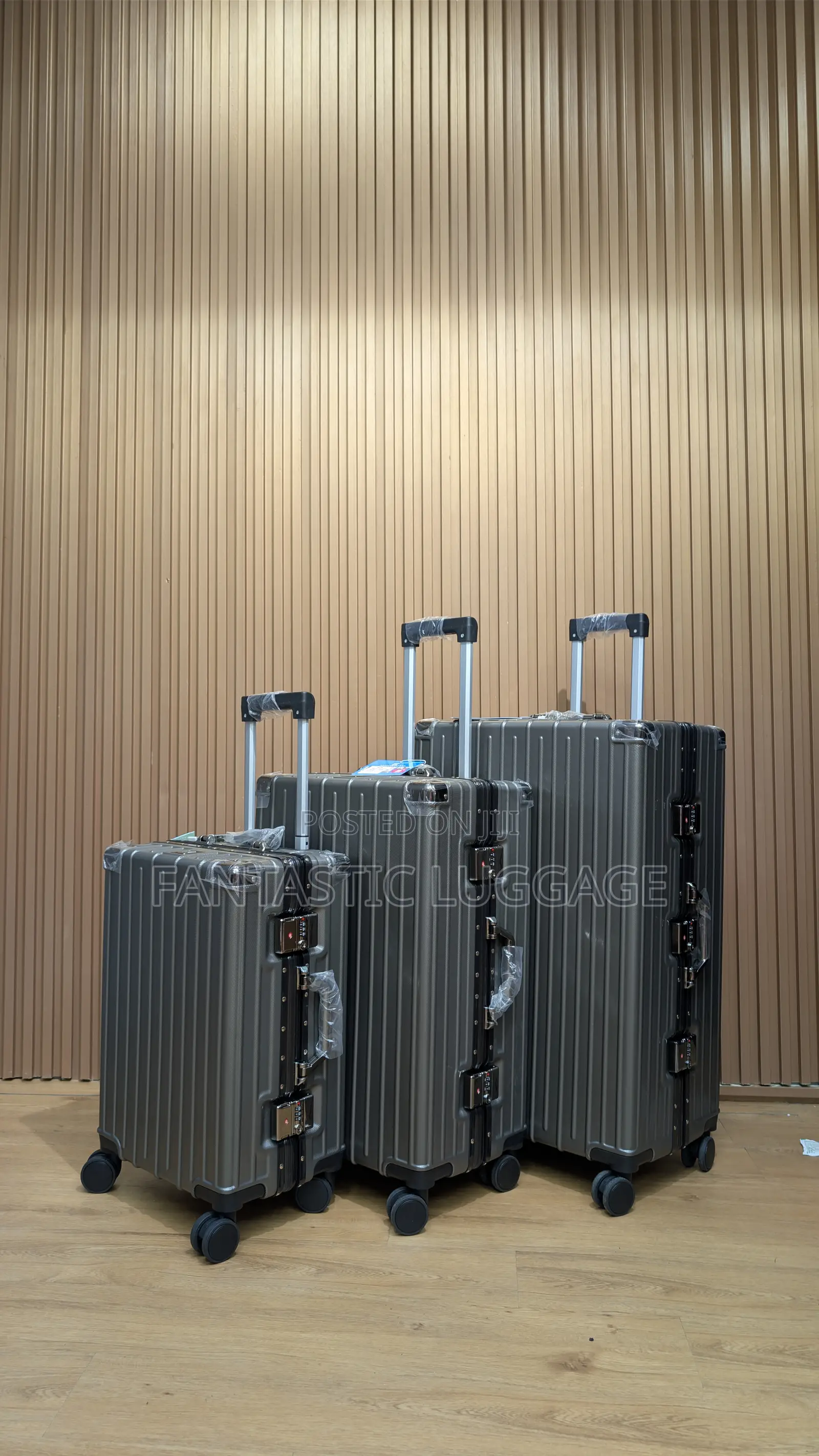 Luggages Box