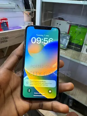 Apple iPhone X 64 GB Black