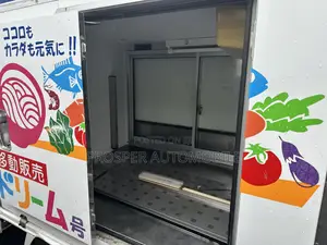 Suzuki APV Minibus 2012 White