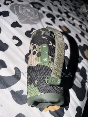 JBL Charge 6