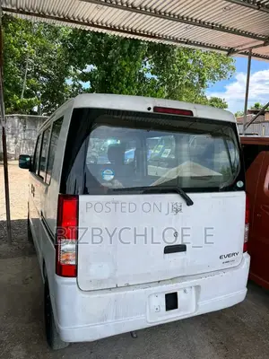 Suzuki APV Minibus 2020 White