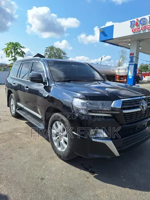 Toyota Land Cruiser 2016 Black