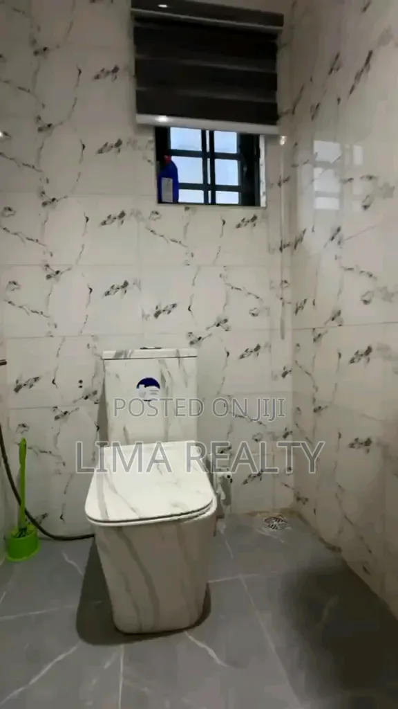2 Bedroom Ebutte Metta