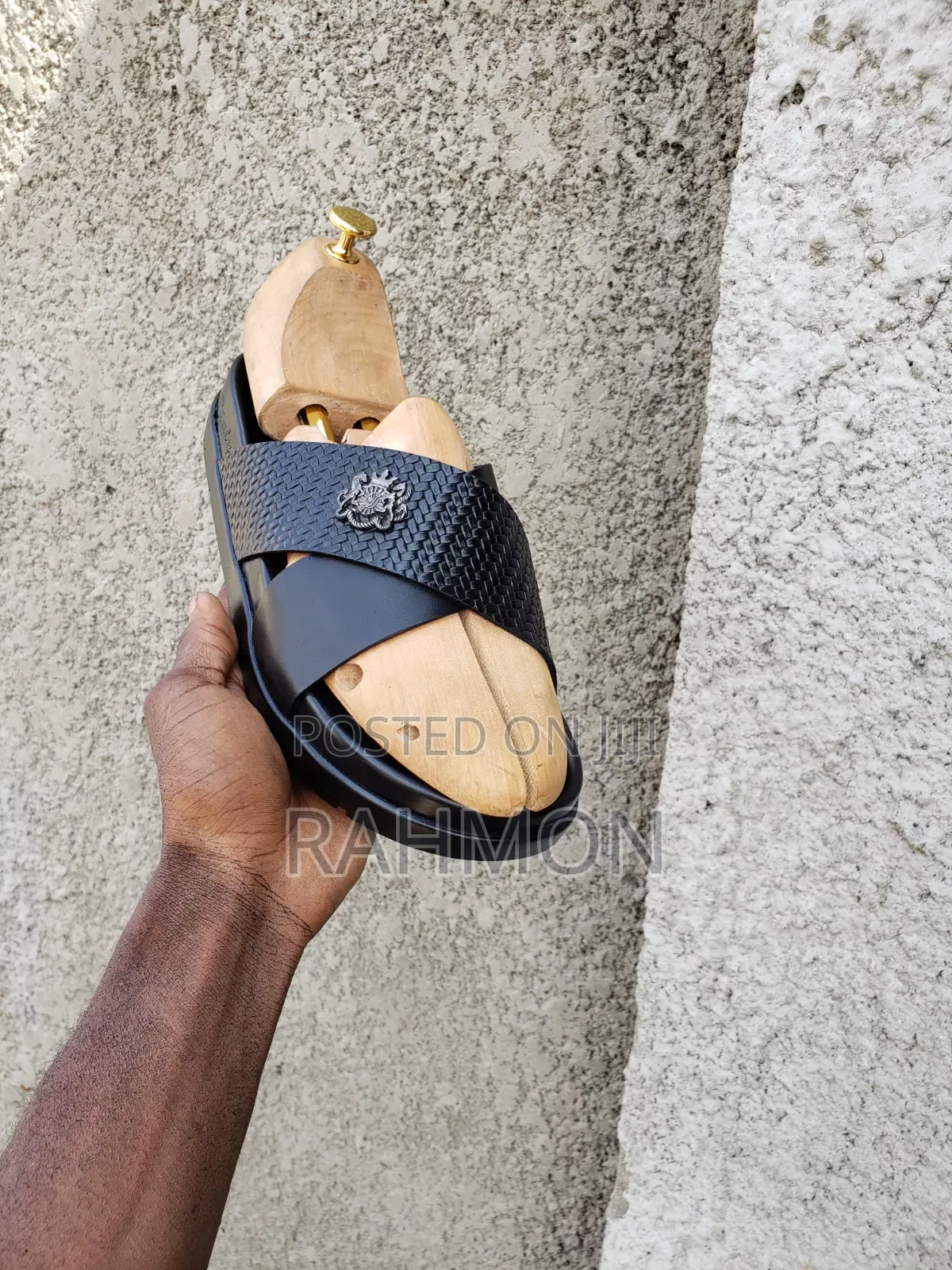 Crossing Pattern Made With Basket Leather