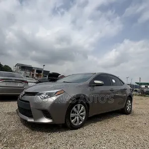 Toyota Corolla LE Premium 4dr Sedan (1.8L 4cyl CVT) 2015 Gray