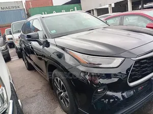 Toyota Highlander 2022 Black