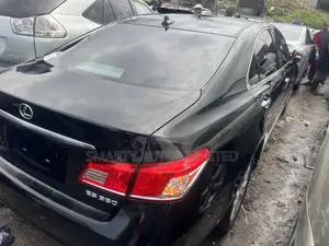 Lexus ES 350 2012 Black