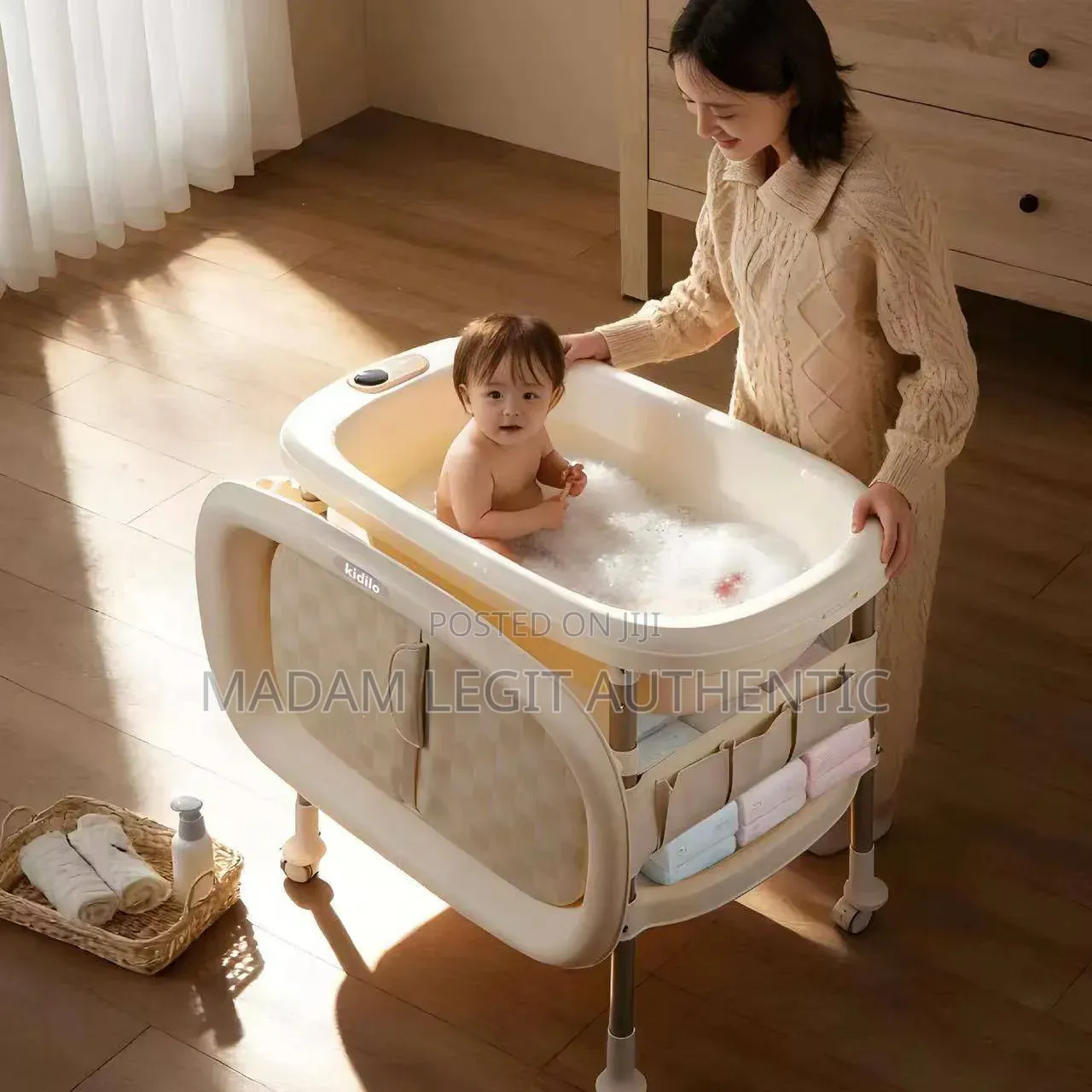Baby Standing Bath Wit Changing Mat