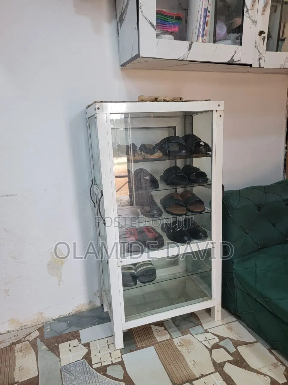 Display/Show Glass
