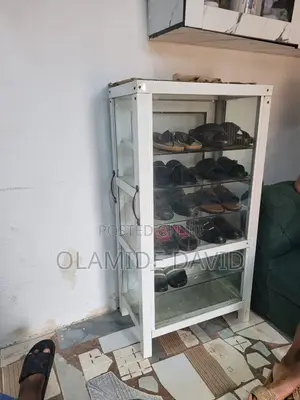 Display/Show Glass
