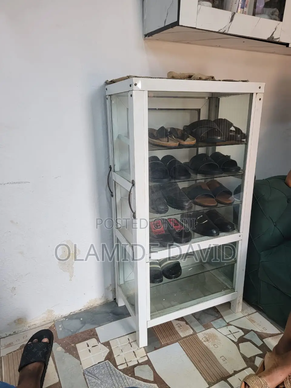 Display/Show Glass