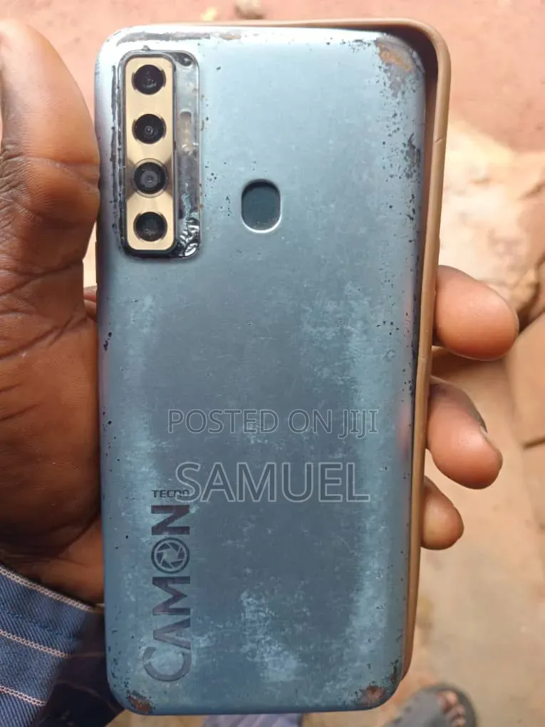 Tecno Camon 18i 128 GB Blue