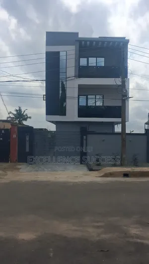 4bdrm Duplex in GRA Phase 1 for sale