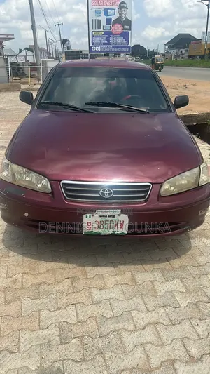 Toyota Camry 2005 Red