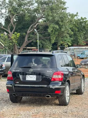 Mercedes-Benz GLK-Class 2011 Black