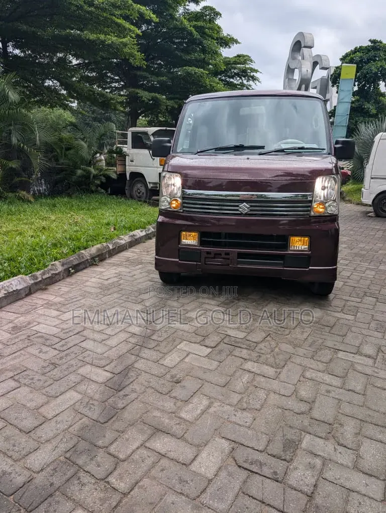 Suzuki APV Minibus 2014 Brown