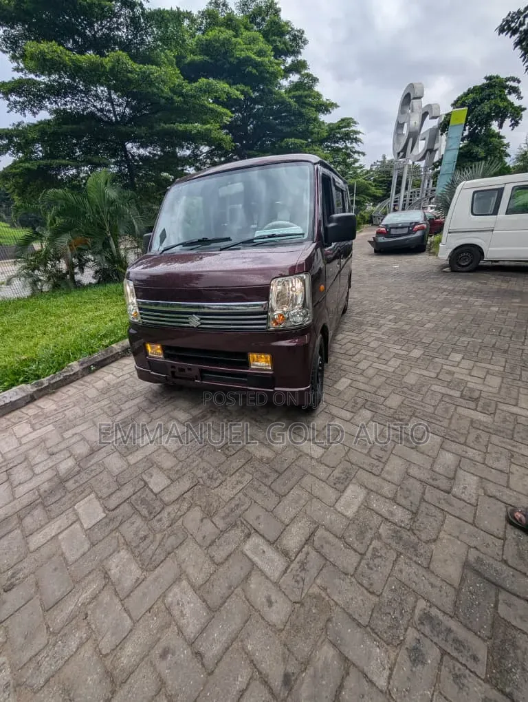 Suzuki APV Minibus 2014 Brown