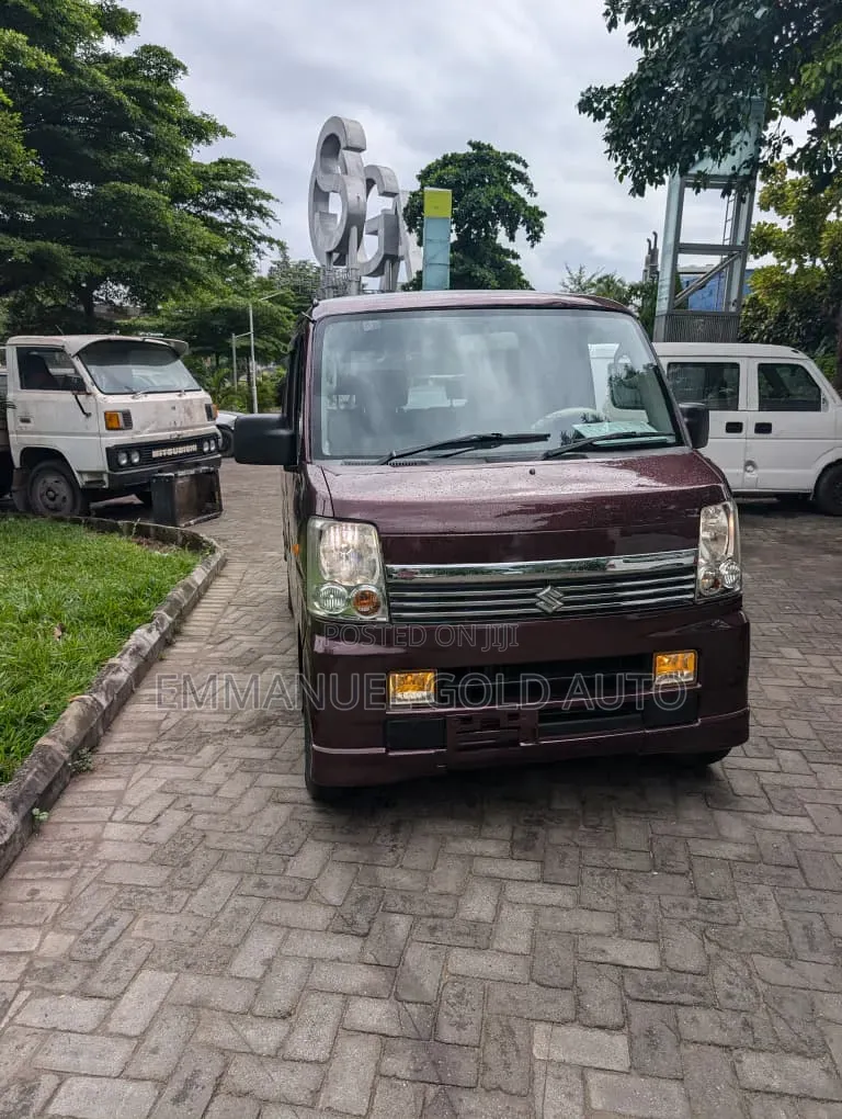 Suzuki APV Minibus 2014 Brown