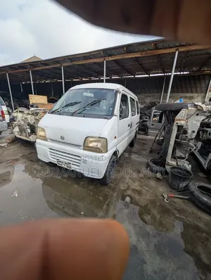 Suzuki APV Minibus 2009 White