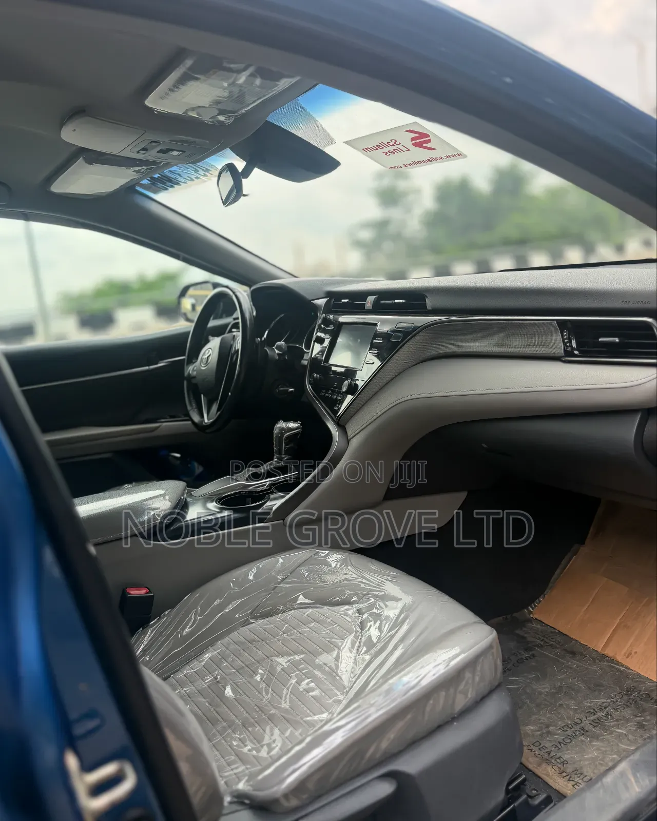 Toyota Camry 2019 Blue