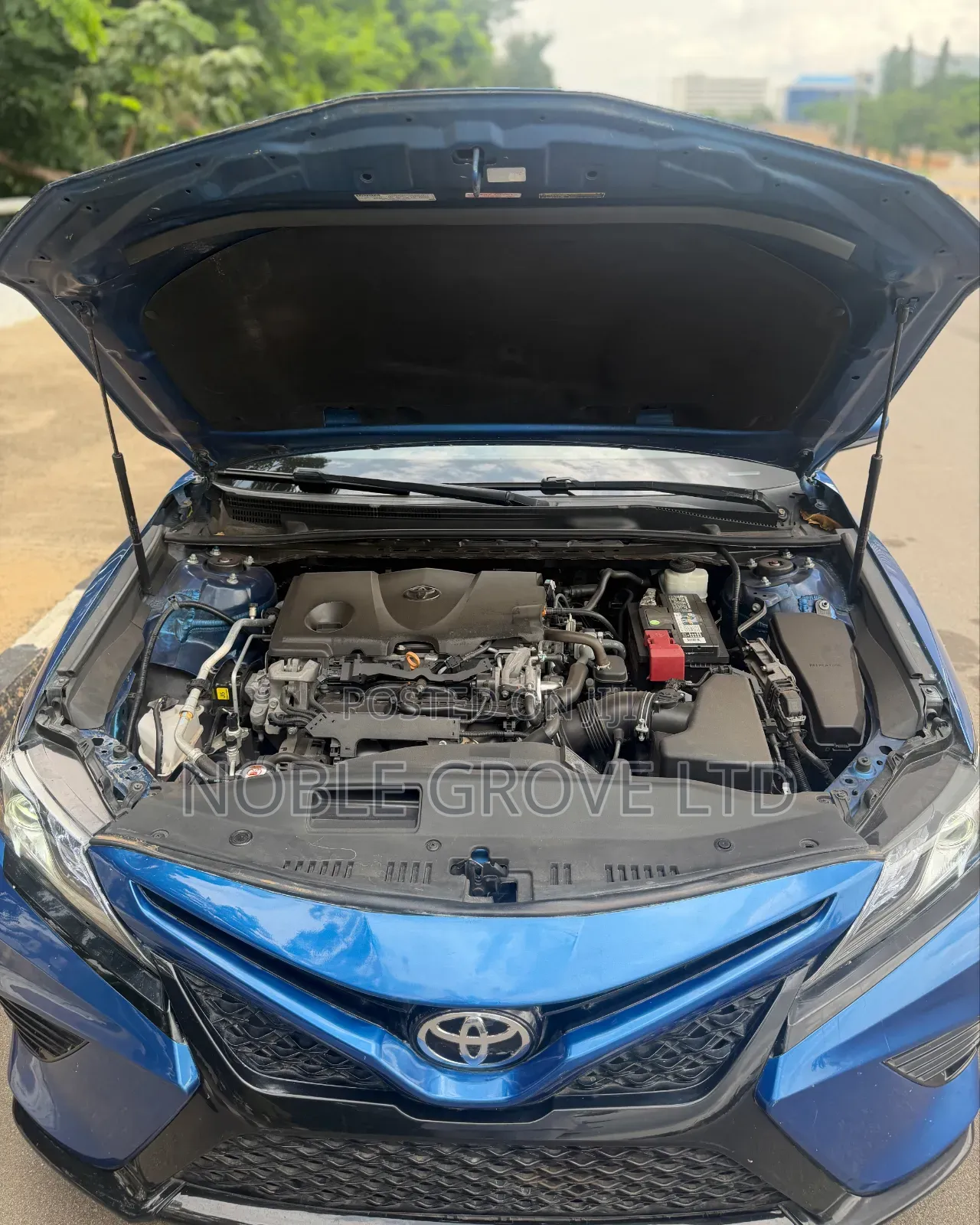 Toyota Camry 2019 Blue