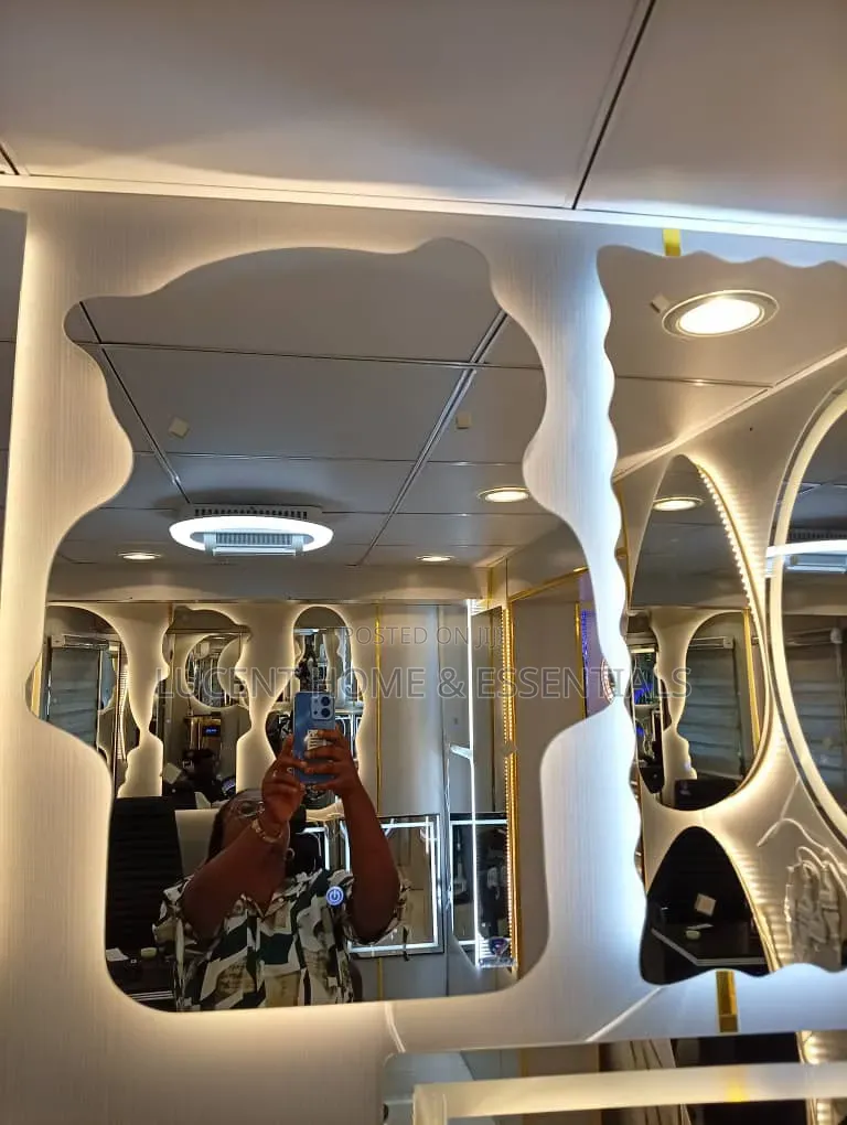Luxury Abstract Wave Led Smart Mirror for Salons Boutiques