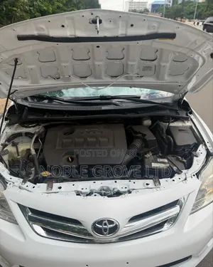 Toyota Corolla LE 4dr Sedan (1.8L 4cyl 4A) 2011 White
