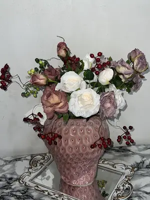 Strawberry Flower Vase(Large)+ Flowers