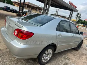 Toyota Corolla 2004 Silver