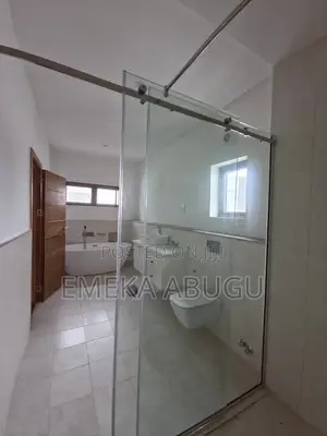 4bdrm Duplex in Kolapo Ishola, Basorun for sale