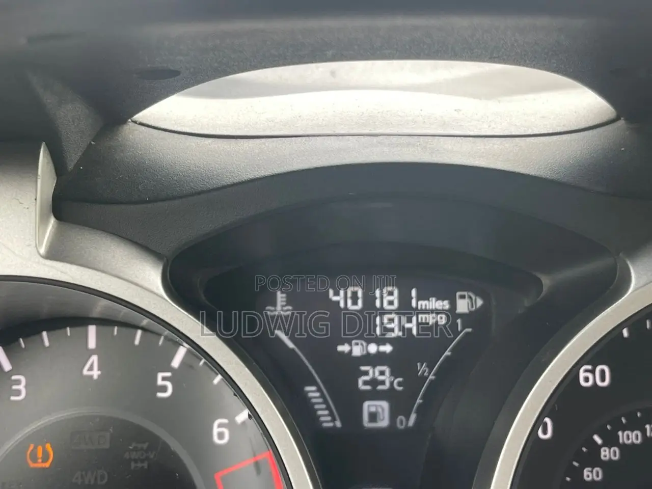 Nissan Caravan (Urvan) 2019 Grey