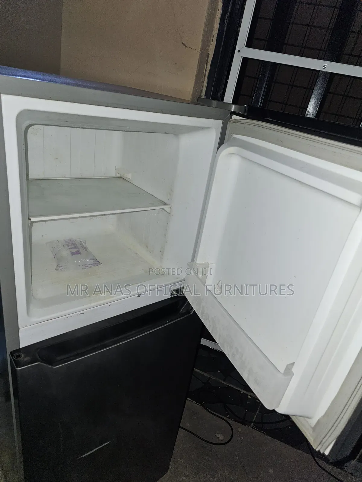 130l Hisense Double Door Fridge