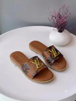 Louis v Slippers