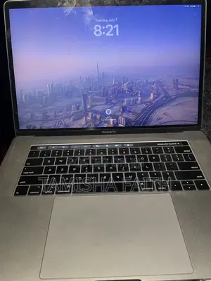 Laptop Apple MacBook Pro 2018 16GB Intel Core i7 SSD 256GB