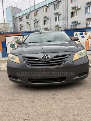 Toyota Camry LE 4dr Sedan (2.4L 4cyl 5A) 2008 Gray