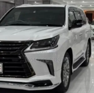 Lexus LX 2018 White